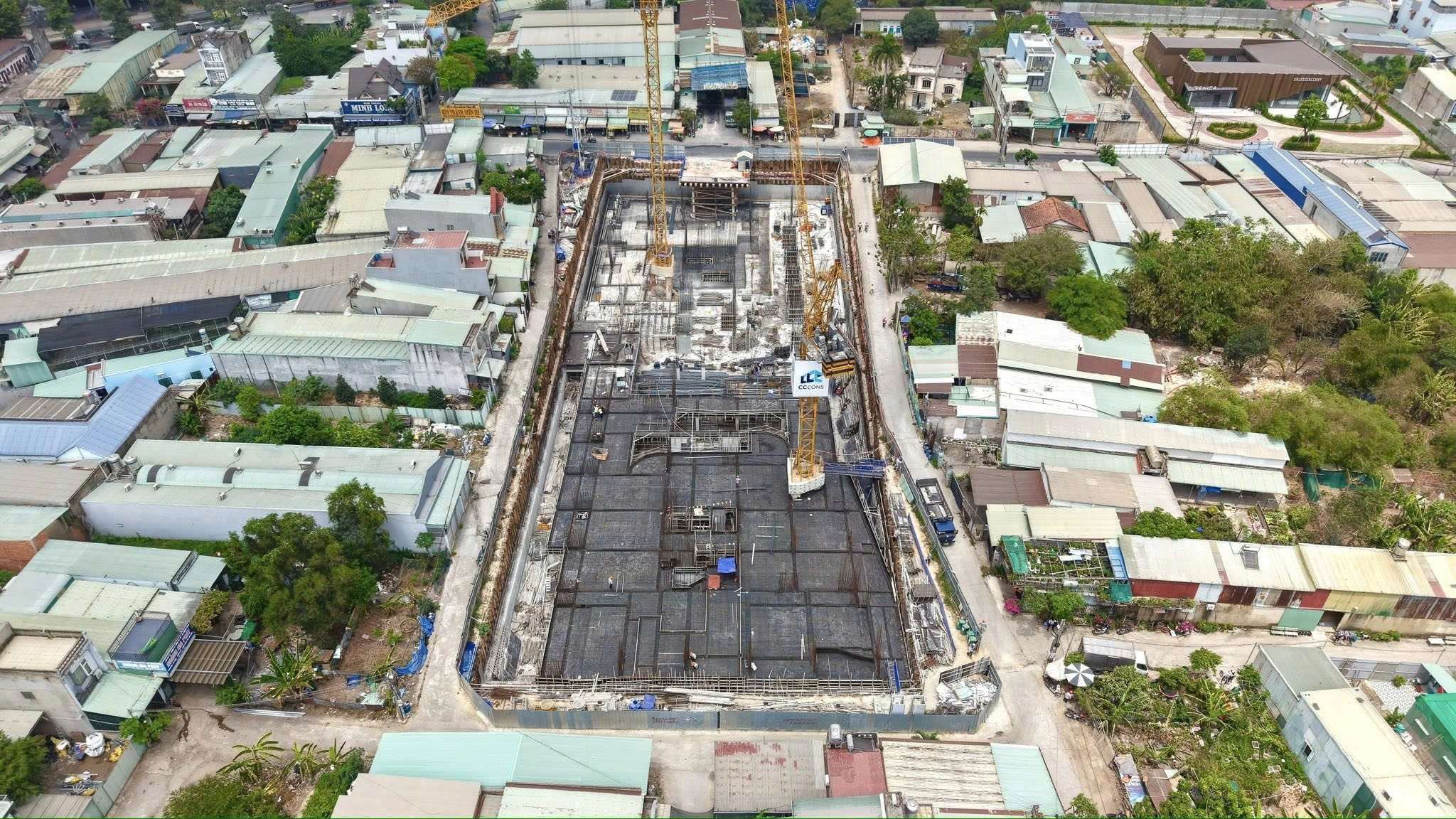 Công trường Fenica